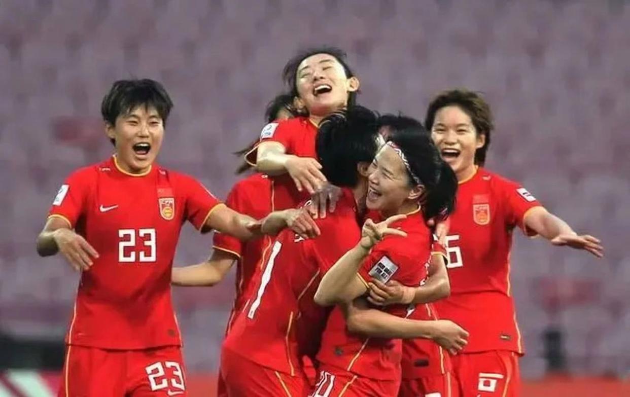 关于奥地利女足队奋勇争先，一路领先的信息