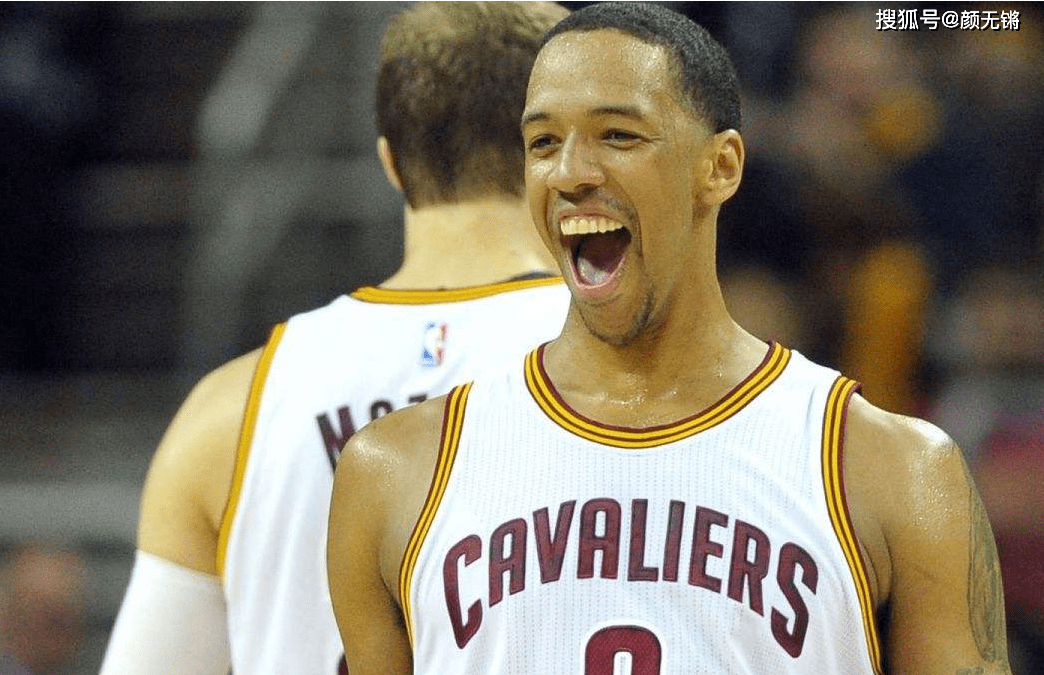 爱游戏官网-包含无懈可击球队再夺胜利，士气高涨的词条